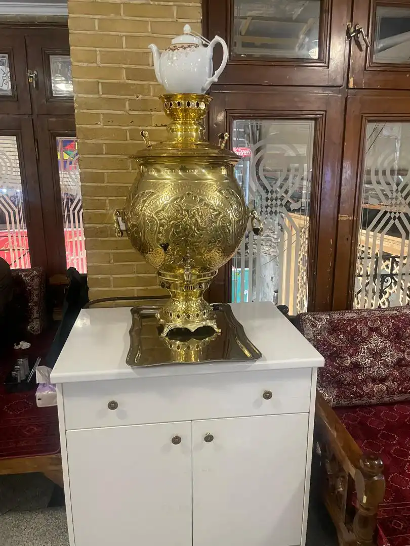 پذیرایی چای رایگان در رستوران ستاره ایلیا